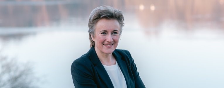 Esther Koot - cao-recht - 765x300px