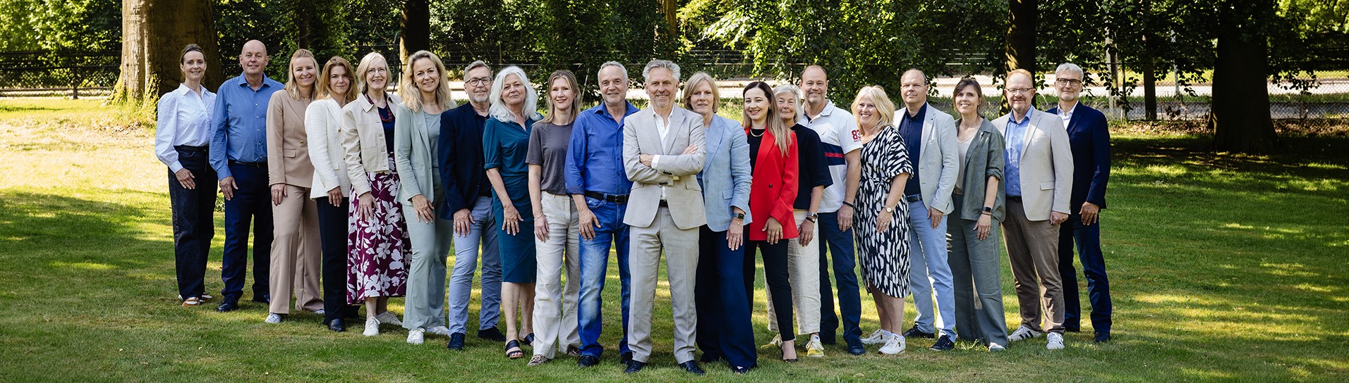 033 Slider groepsfoto juni 2026